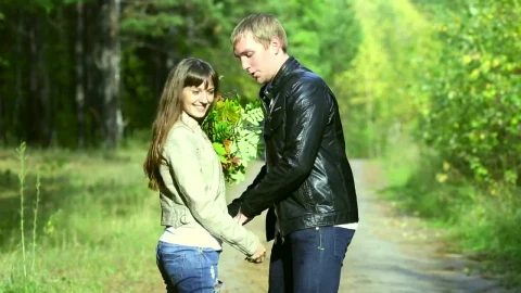 Stock Video Couple Holding Hands And Walking Live Wallpaper For PC - Free Live Wallpaper