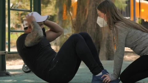Stock Video Couple Exercising In The Park Live Wallpaper For PC - Free Live Wallpaper