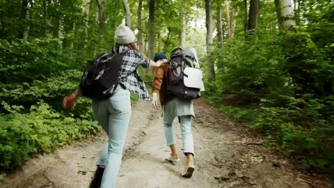 Stock Video Couple Enjoy The Freedom Of Outdoors On Hike Live Wallpaper For PC - Free Live Wallpaper