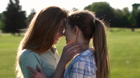 Stock Video Couple Embracing Outdoors Live Wallpaper For PC - Free Live Wallpaper