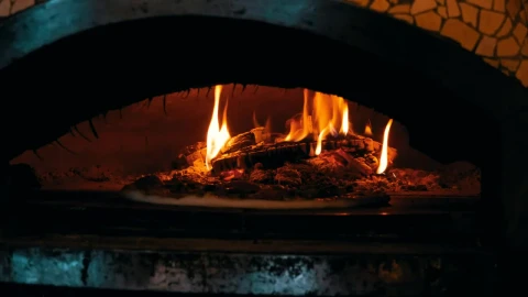 Stock Video Cooking Pizza In A Traditional Oven Live Wallpaper For PC - Free Live Wallpaper