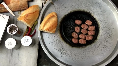 Stock Video Cooking Meat Balls Top Shot Live Wallpaper For PC - Free Live Wallpaper