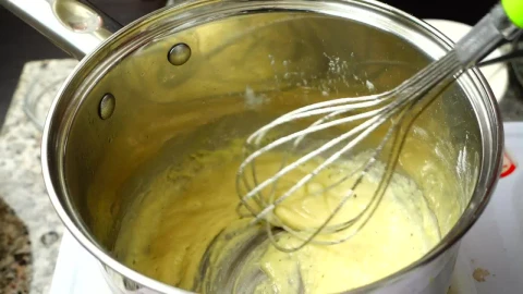Stock Video Cooking Béchamel Sauce Slow Motion Live Wallpaper For PC - Free Live Wallpaper