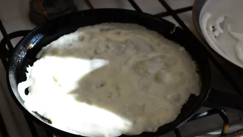 Stock Video Cooking A Crepe In A Pan Live Wallpaper For PC - Free Live Wallpaper