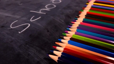 Stock Video Colored Pencils And Notebooks Live Wallpaper For PC - Free Live Wallpaper