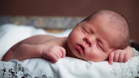 Stock Video Face Of A Dreaming Baby Live Wallpaper For PC - Free Live Wallpaper