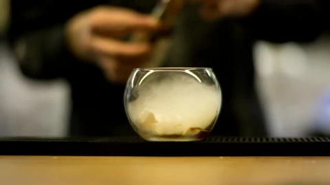 Stock Video Experimental Cocktail In The Bar Live Wallpaper For PC - Free Live Wallpaper