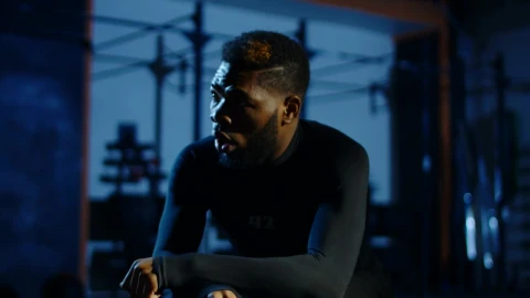 Stock Video Exhausted That Athlete Catching His Breath Live Wallpaper For PC - Free Live Wallpaper