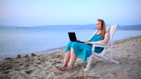 Stock Video Evening Video Call At The Beach Live Wallpaper For PC - Free Live Wallpaper