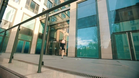 Stock Video Entrepreneur Going Out To Make A Call Live Wallpaper For PC - Free Live Wallpaper