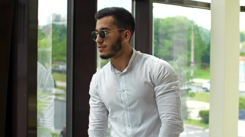 Stock Video Entrepreneur Business Man Waiting For A Meeting Live Wallpaper For PC - Free Live Wallpaper