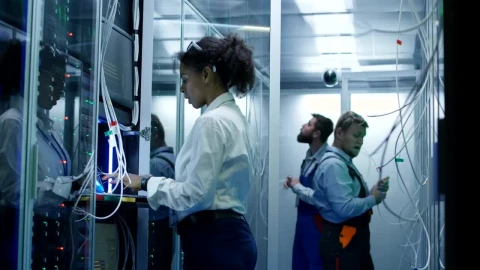 Stock Video Engineer Team Working In A Server Room Live Wallpaper For PC - Free Live Wallpaper