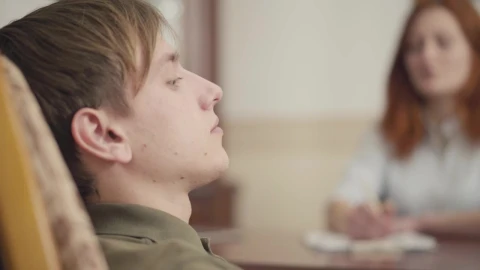 Stock Video Emotional Man Speaks With Psychologist In Office Live Wallpaper For PC - Free Live Wallpaper