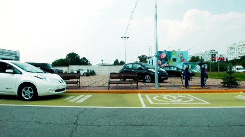 Stock Video Electric Car At Charging Station Live Wallpaper For PC - Free Live Wallpaper