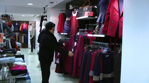 Stock Video Elderly Woman Shopping For Clothes Live Wallpaper For PC - Free Live Wallpaper
