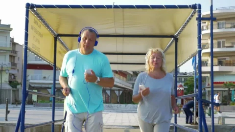 Stock Video Elderly Couple Running Towards The Beach Live Wallpaper For PC - Free Live Wallpaper