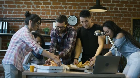 Stock Video Eating Pizza At The Office Live Wallpaper For PC - Free Live Wallpaper