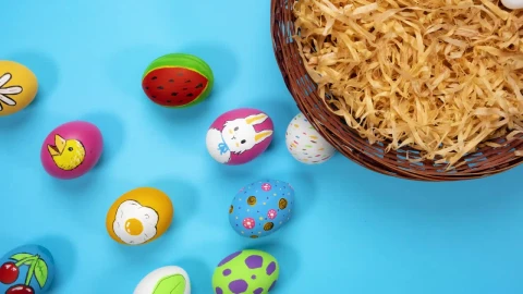Stock Video Easter Eggs Going To A Basket Live Wallpaper For PC - Free Live Wallpaper