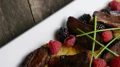 Stock Video Duck Cooked In A Sweet And Sour Dish With Fruit Live Wallpaper For PC - Free Live Wallpaper