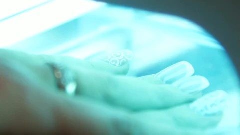 Stock Video Drying Nail Polish With Uv Light Live Wallpaper For PC - Free Live Wallpaper