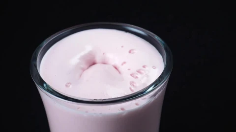Stock Video Dropping Fruit Into A Milk Shake Live Wallpaper For PC - Free Live Wallpaper
