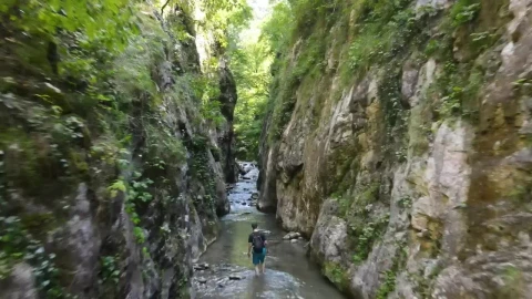 Stock Video Drone Tour Above A River Between Two Mountains Live Wallpaper For PC - Free Live Wallpaper