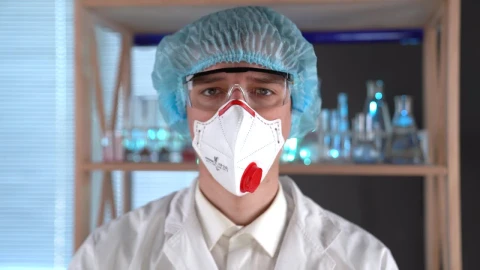 Stock Video Doctor Adjusting A Syringe Live Wallpaper For PC - Free Live Wallpaper