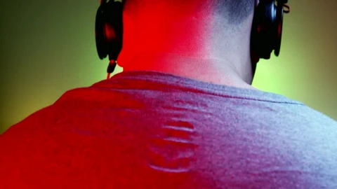 Stock Video Dj Wearing Headphones Live Wallpaper For PC - Free Live Wallpaper