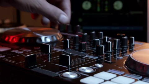 Stock Video Dj Using Their Equipment Live Wallpaper For PC - Free Live Wallpaper