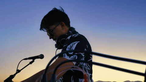 Stock Video Dj Mixing Music Outdoors Live Wallpaper For PC - Free Live Wallpaper