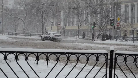 Stock Video Dirty Snow On A City Street Live Wallpaper For PC - Free Live Wallpaper