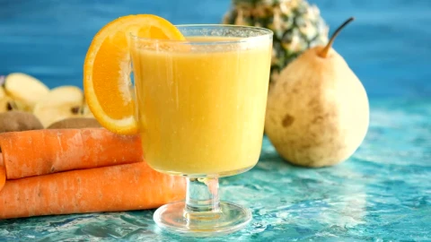 Stock Video Detox Diet Smoothies And Vegetables Closeup Live Wallpaper For PC - Free Live Wallpaper