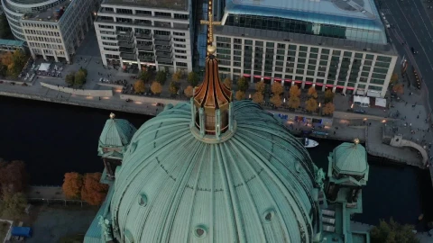 Stock Video Detail View Of The Dome Of A Cathedral In The Live Wallpaper For PC - Free Live Wallpaper
