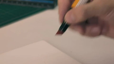 Stock Video Designer Coloring Changing Of Drawing Utensil Live Wallpaper For PC - Free Live Wallpaper