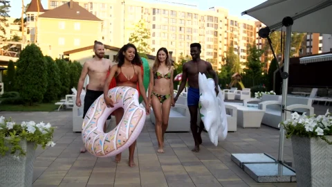 Stock Video Friends Heading To The Pool Live Wallpaper For PC - Free Live Wallpaper