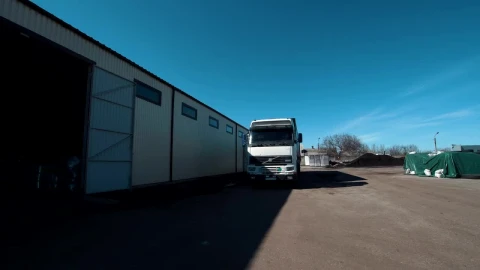 Stock Video Freight Truck Arriving At The Warehouse Live Wallpaper For PC - Free Live Wallpaper