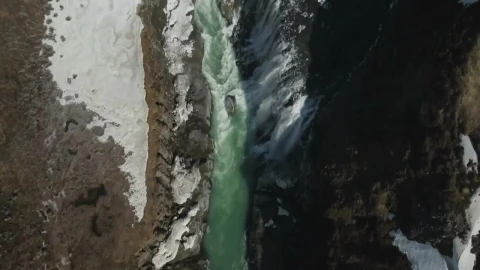 Stock Video Freezing Water Breaking Over A Waterfall Live Wallpaper For PC - Free Live Wallpaper