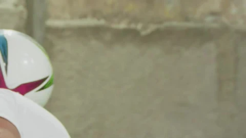 Stock Video Freestyle Soccer Player Doing Skillful Tricks With The Ball Live Wallpaper For PC - Free Live Wallpaper