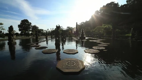Stock Video Fountain With Statues In A Temple Live Wallpaper For PC - Free Live Wallpaper