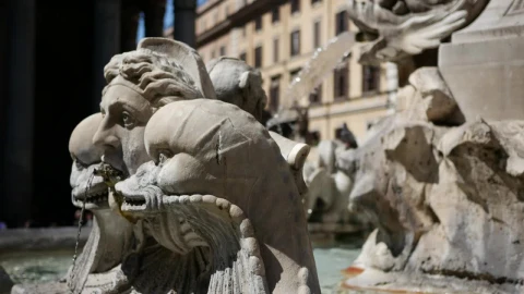 Stock Video Fountain In Rome Closeup Live Wallpaper For PC - Free Live Wallpaper