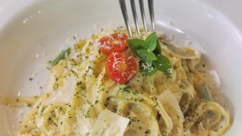 Stock Video Fork In Fettuccine Live Wallpaper For PC - Free Live Wallpaper