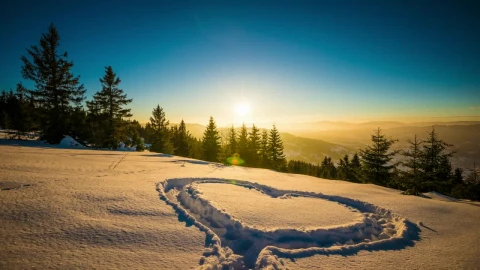 Stock Video Footprint Of A Heart Shape In The Snow Live Wallpaper For PC - Free Live Wallpaper