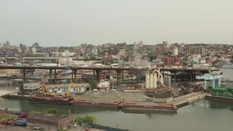 Stock Video Flying Through The Cargo Warehouses Of New York Live Wallpaper For PC - Free Live Wallpaper