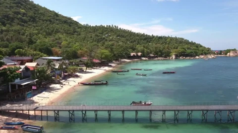 Stock Video Fishing Boats On A Tourist Beach Live Wallpaper For PC - Free Live Wallpaper