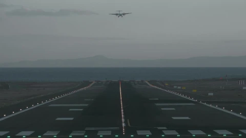 Stock Video First Plane Arriving In The Morning Live Wallpaper For PC - Free Live Wallpaper
