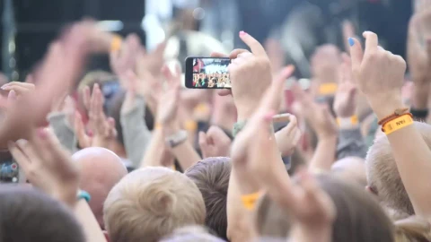 Stock Video Filming A Concert In Ibiza Live Wallpaper For PC - Free Live Wallpaper