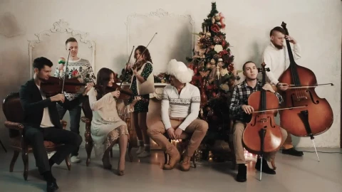Stock Video Festive Band Playing By A Tree Live Wallpaper For PC - Free Live Wallpaper