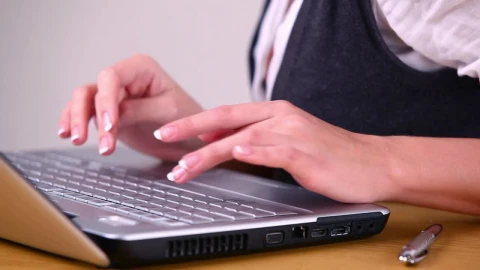 Stock Video Female Office Worker Working On Her Computer Live Wallpaper For PC - Free Live Wallpaper