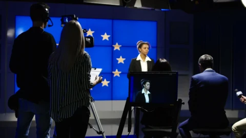 Stock Video Female News Presenter On Tv Studio Live Wallpaper For PC - Free Live Wallpaper