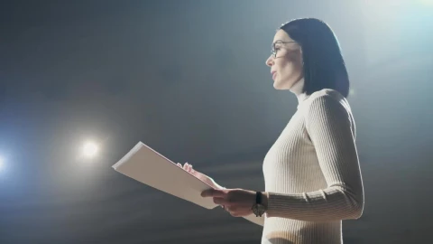 Stock Video Female Coach Exposing At A Forum Live Wallpaper For PC - Free Live Wallpaper